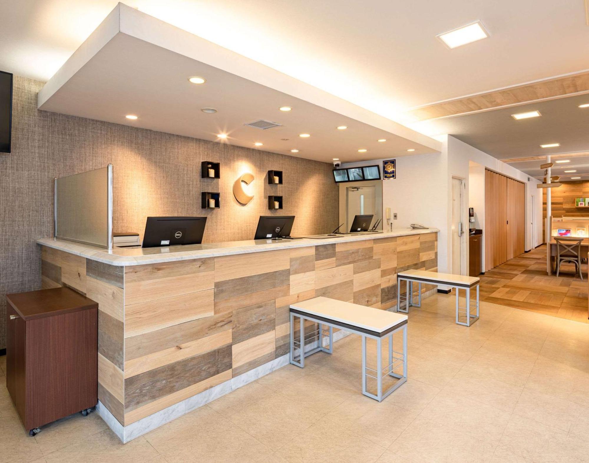 Comfort Hotel Saga Exterior foto